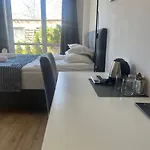 Quarto em Acomodações Particulares Goscinne Akwatel