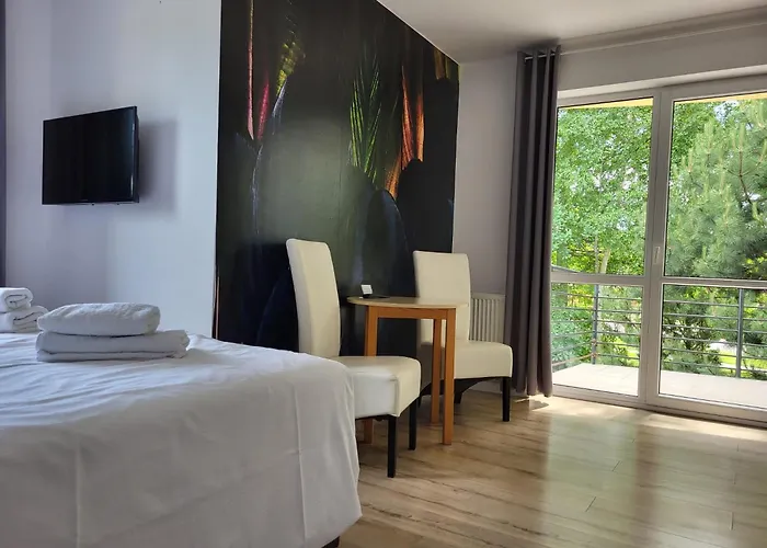 Goscinne Akwatel * ياستارنيا