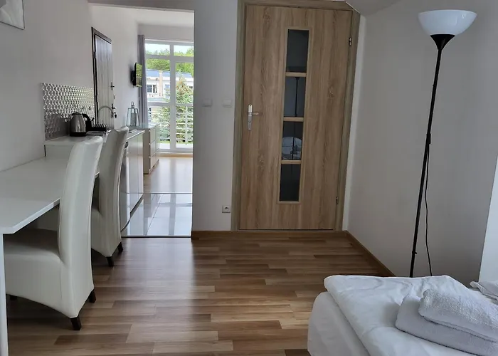 Goscinne Akwatel منزل للإقامة ياستارنيا