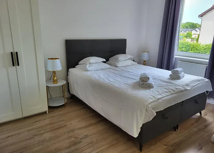 Goscinne Akwatel منزل للإقامة ياستارنيا