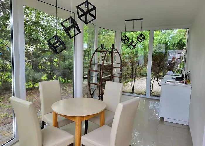 Goscinne Akwatel * ياستارنيا